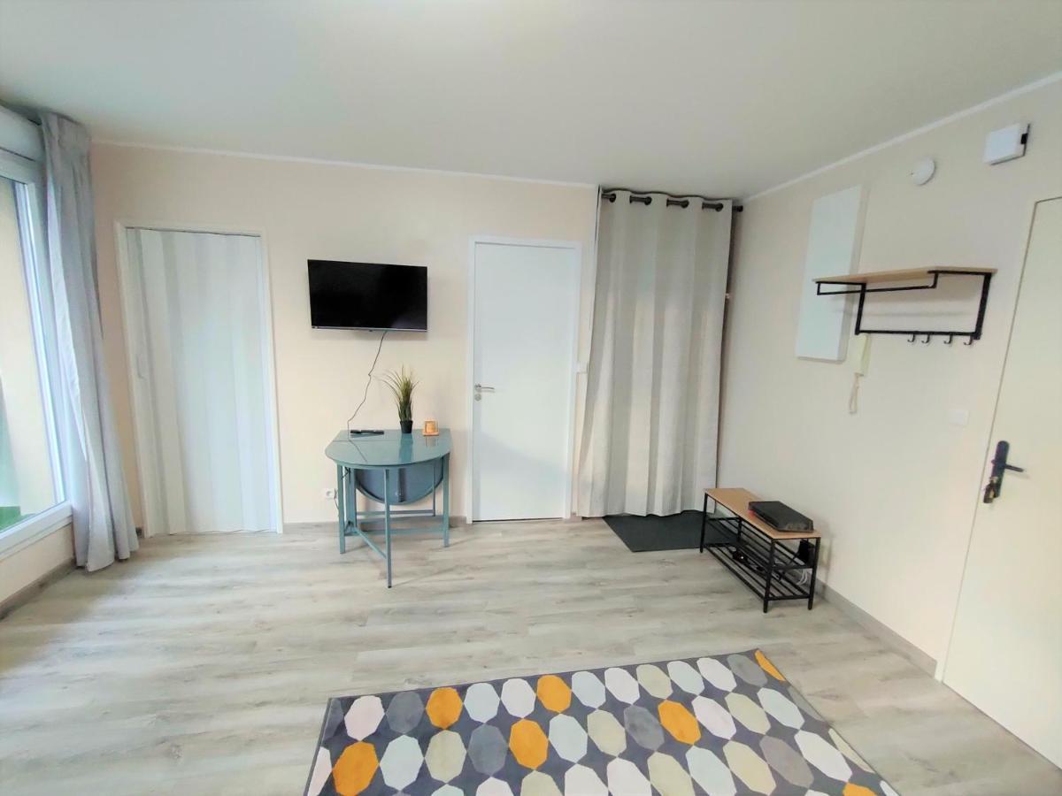 דירות קלישי Lovely Flat Nearby Paris Fully Redone With Free Parking On Premises And Balcony מראה חיצוני תמונה